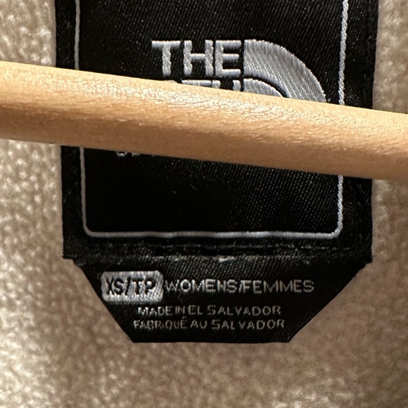 North Face Denali Jacket - Picture 5 of 8